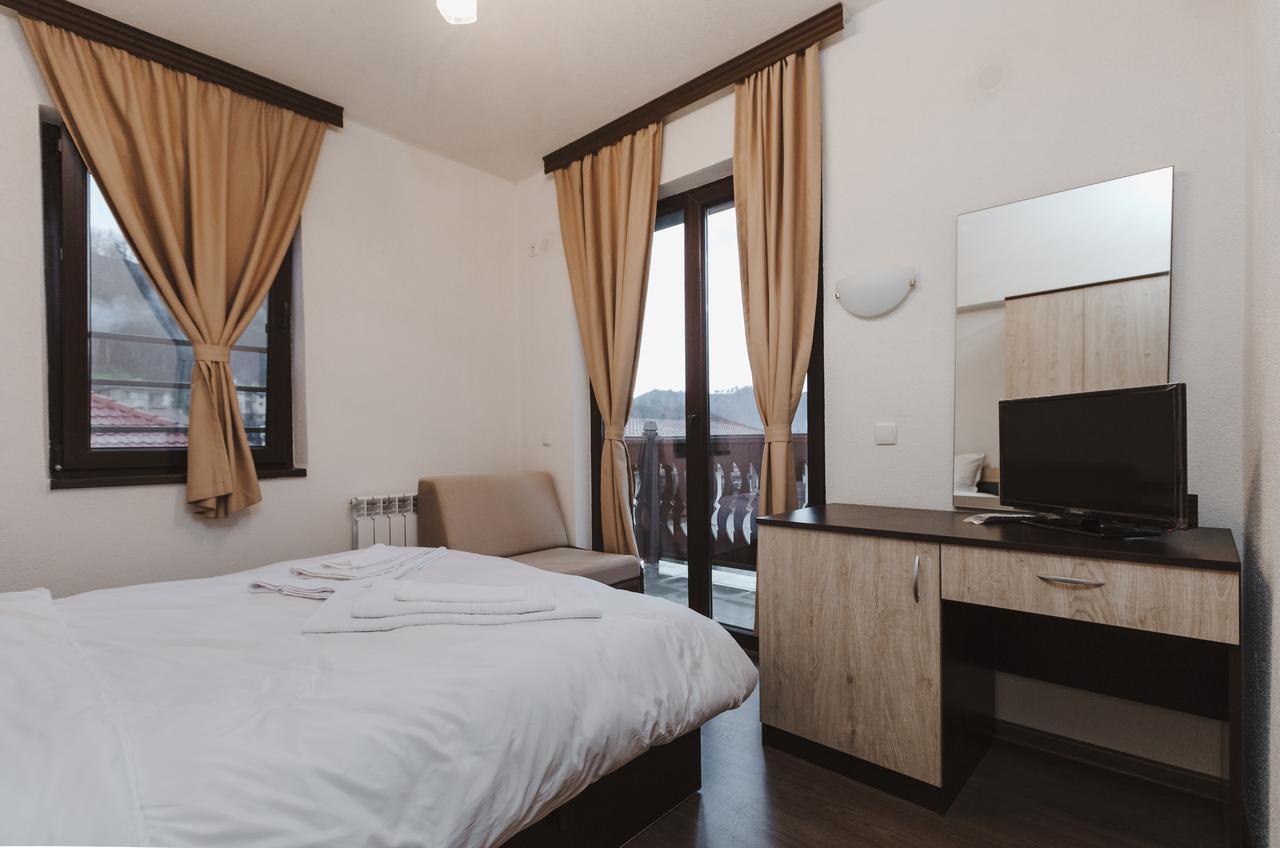 Zlatograd 2 Iosifova Guest House Buitenkant foto